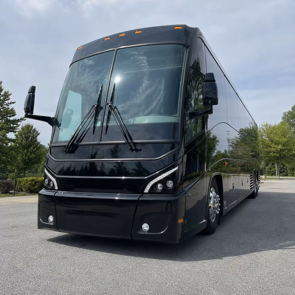 a recurring utica employee shuttle keeps your team productive and your turnover down