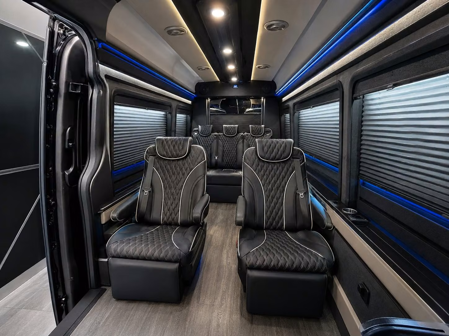 finding group airport transportation in utica has never been this simple