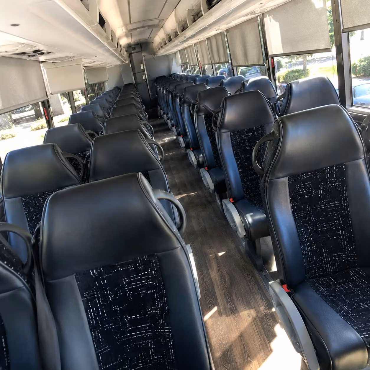 utica charter buses